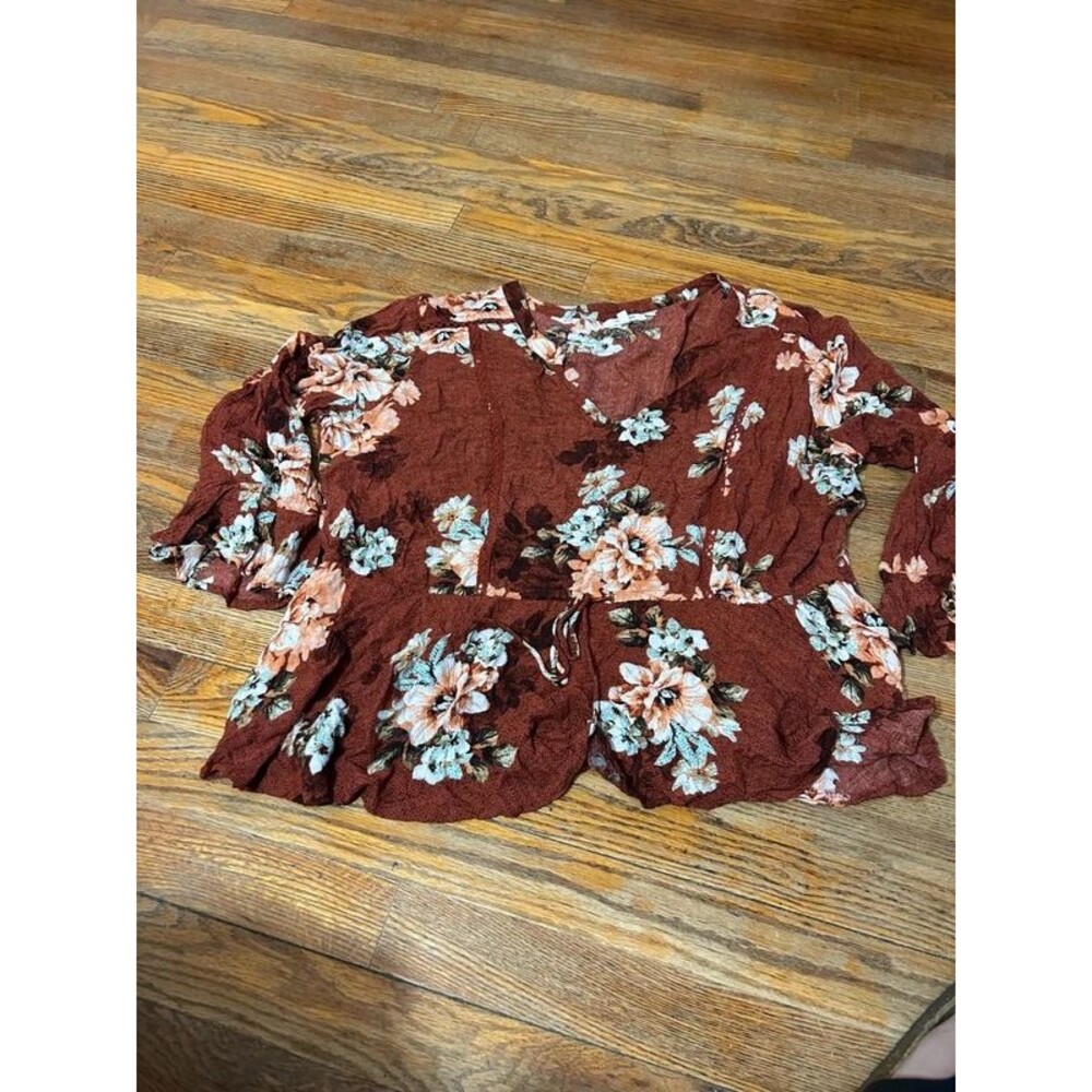 Maurices XL top